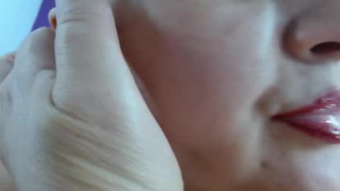 Snapshot of kerly_doll chatting on 02.14.25 K E R L Y online show from 02.14.25