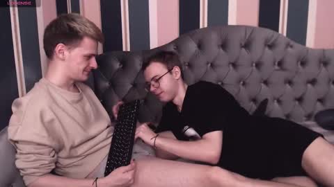 kerry_niki online show from 03.02.25