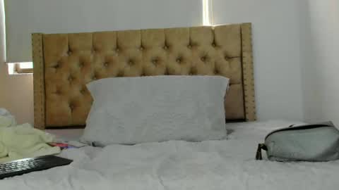 Snapshot of keryhillson chatting on 09.14.25 Kery Hillson online show from 09.14.25