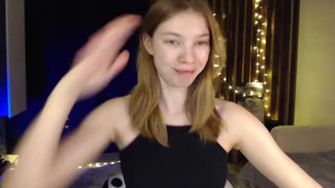 Snapshot of kesha_muah chatting on 03.02.25 kesha online show from 03.02.25