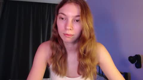 Snapshot of kesha_muah chatting on 11.11.25 kesha online show from 11.11.25