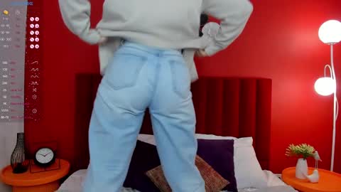 Snapshot of ketrinwhite chatting on 03.08.25 KatrinaKetrin online show from 03.08.25