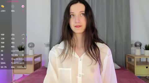 Snapshot of kettybelly chatting on 02.03.26 kettyIm a simple girl who likes gifts Lovense is activeThere are legends that in this room all your wish can come true online show from 02.03.26