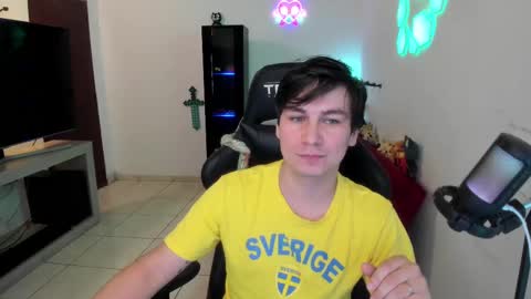 Snapshot of kevin873s chatting on 02.22.25 Kevin online show from 02.22.25