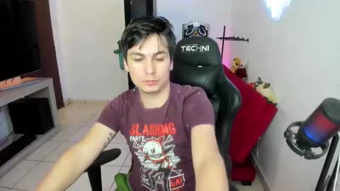 Snapshot of kevin873s chatting on 09.08.25 Kevin online show from 09.08.25