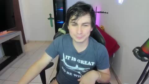 Snapshot of kevin873s chatting on 11.01.25 Kevin online show from 11.01.25