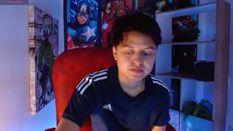 Snapshot of kevin_charless chatting on 04.11.26 Kevin online show from 04.11.26