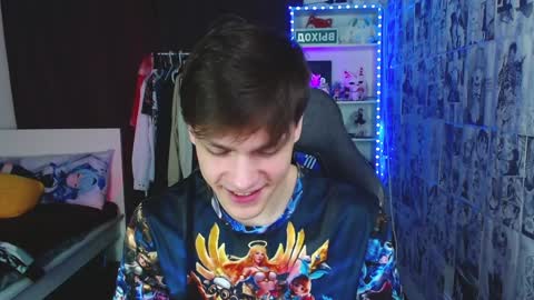 Snapshot of kevin_joestar chatting on 12.08.24 Kevin online show from 12.08.24