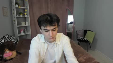 Snapshot of kevinhunter_ chatting on 11.23.25 kevinhunter_ online show from 11.23.25