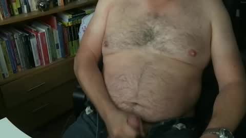 Snapshot of kevinlawl chatting on 09.27.25 KevRoss online show from 09.27.25