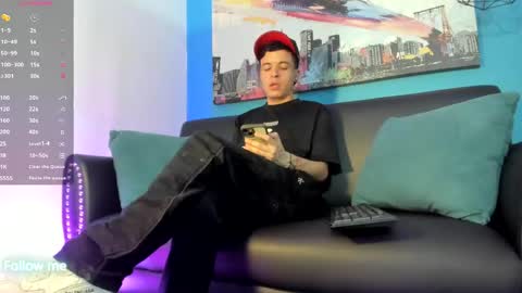 Snapshot of kevinn_blue chatting on 05.29.26 Sexy Hot Kevin online show from 05.29.26