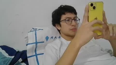 Snapshot of kevintdx chatting on 04.19.26 kevintdx online show from 04.19.26