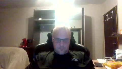 Snapshot of kevintje031987 chatting on 08.03.26 kevintje031987 online show from 08.03.26