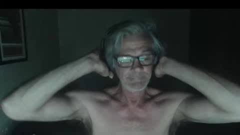 Snapshot of kevwestunder9696 chatting on 11.15.25 kevwestunder9696 online show from 11.15.25