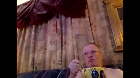 Snapshot of kevydaddyhubby2 chatting on 01.19.26 kevydaddyhubby2 online show from 01.19.26