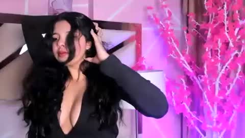 Snapshot of keyla_noa chatting on 04.21.26 Keyla noa online show from 04.21.26
