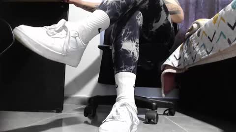     online show from 02.25.26