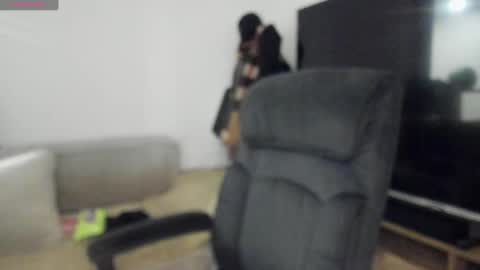 Laura online show from 12.13.24