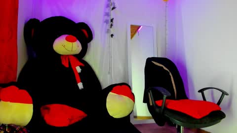 Snapshot of keyth_clement chatting on 12.10.24 Keyth online show from 12.10.24