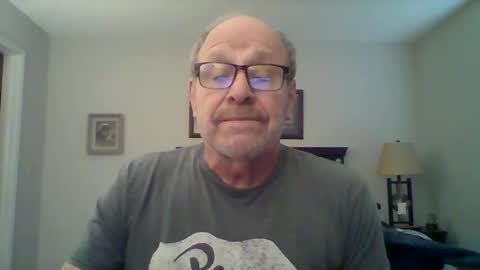 Snapshot of kfries chatting on 02.11.25 Kent online show from 02.11.25