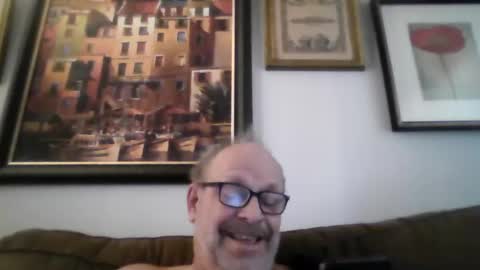 Snapshot of kfries chatting on 11.02.25 Kent online show from 11.02.25