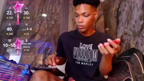 Snapshot of khler_angelis chatting on 11.10.25 khler_angelis online show from 11.10.25