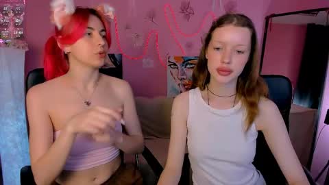 Snapshot of khloebeauty chatting on 05.30.26 khloebeauty online show from 05.30.26