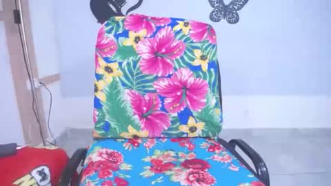 Snapshot of khoraymabitch chatting on 12.24.24 khoraymabitch online show from 12.24.24