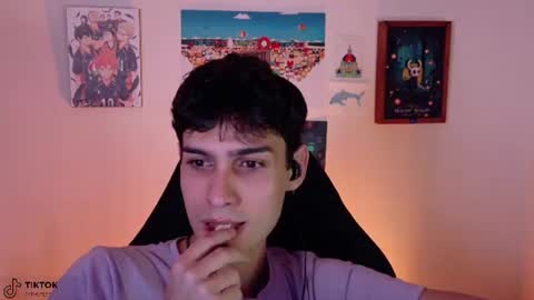 Snapshot of khozler_ chatting on 06.17.26 khozler_ online show from 06.17.26