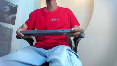 Kris Evans online show from 12.20.25