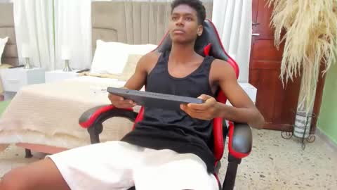 Kris Evans online show from 01.05.26