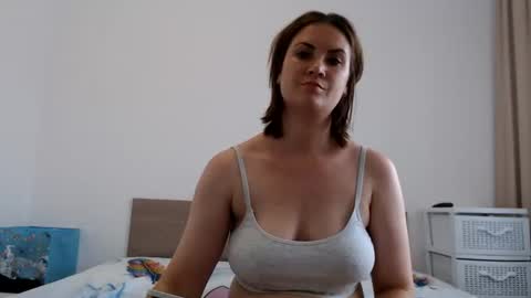 Snapshot of khrysssarah chatting on 07.11.26 Sarah online show from 07.11.26