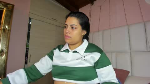 Snapshot of kiana_cream chatting on 09.11.25 N M online show from 09.11.25