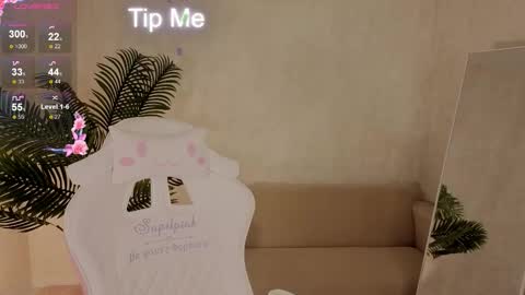 kianawhite online show from 11.20.25