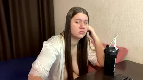 kianna_dior_ online show from 12.25.24