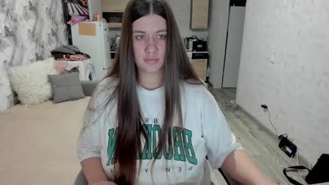 kianna_dior_ online show from 11.18.25