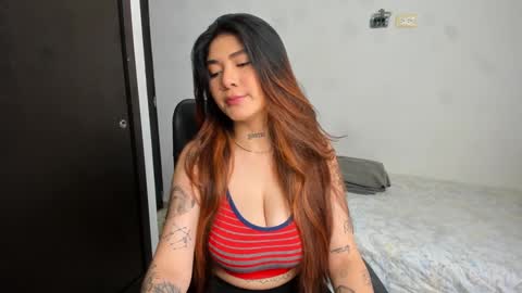 Evelyn online show from 12.04.24