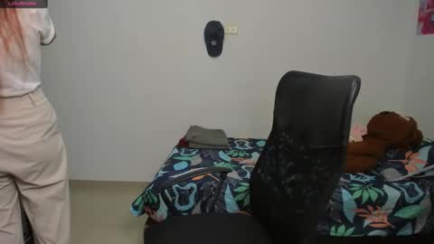 Evelyn online show from 02.17.25