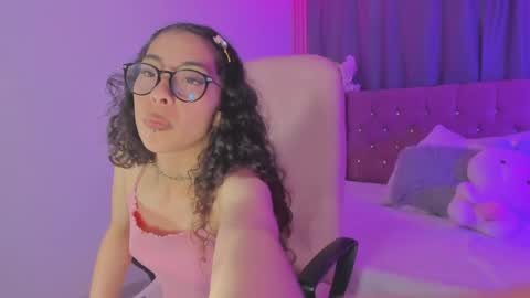 Snapshot of kiara_lovelyy chatting on 06.04.26 Kiara online show from 06.04.26