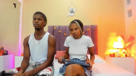 Sara Palacios online show from 10.16.25