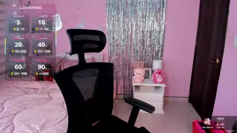 Kiarielle online show from 05.11.26