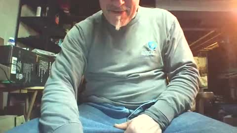 Snapshot of kick_1_down chatting on 01.02.25 kick_1_down online show from 01.02.25