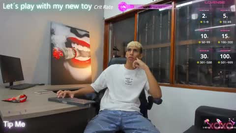 Snapshot of kieran_derek chatting on 01.26.25 Kieran Derek online show from 01.26.25