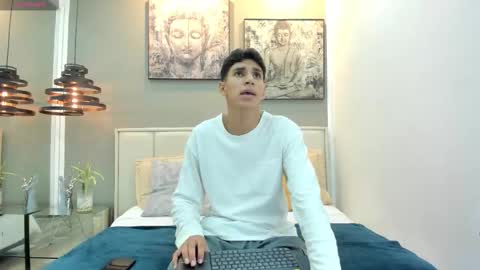 Kieran Derek online show from 12.14.25