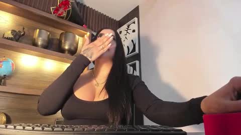 Kim online show from 02.20.26