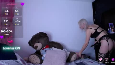 Anna Sophia online show from 12.04.24