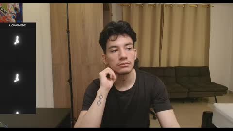 kikeruiz 19 online show from 11.22.25