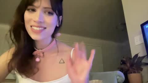 Kiki Hart online show from 12.07.24