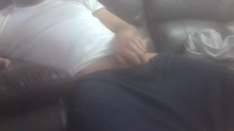 Snapshot of kiko83c chatting on 11.25.25 New accound cavilacion online show from 11.25.25