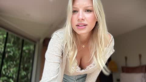 Killer Tits online show from 02.18.26